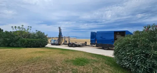 Études géotechniques, diagnostic sol et stabilité terrain à la plage de la Londe-les-Maures dans le Var, Cuers, E2S-FP
